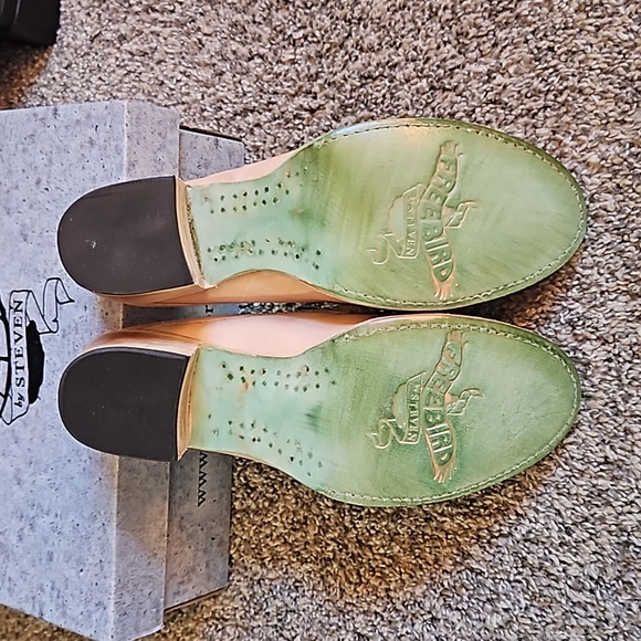 NIB Freebird Collins mules - Picture 7 of 11